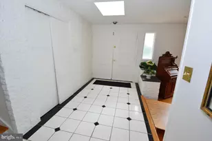 1406 Regency Cir, Harrisburg, PA 17110 - Photo 3