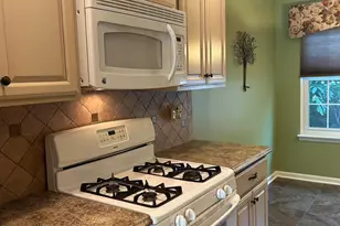6262 Spring Knoll Dr, Harrisburg, PA 17111 - Photo 7