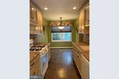 6262 Spring Knoll Drive, Harrisburg, PA 17111 - Photo 5