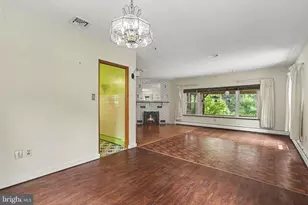 210 Greenwood Ct, Harrisburg, PA 17109 - Photo 11