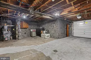 210 Greenwood Ct, Harrisburg, PA 17109 - Photo 23