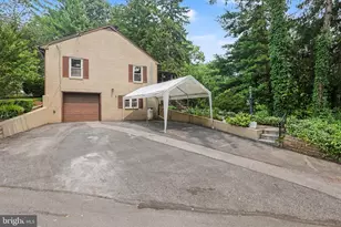 210 Greenwood Ct, Harrisburg, PA 17109 - Photo 3