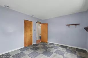 210 Greenwood Ct, Harrisburg, PA 17109 - Photo 15