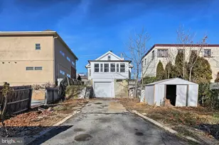 1126 E Chocolate Ave, Hershey, PA 17033 - Photo 3