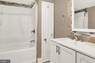 6255 Warren Ave, Harrisburg, PA 17112 - Photo 23