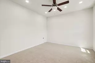 3992 Sunset Rd, Harrisburg, PA 17112 - Photo 9