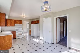 641 S 61st St, Harrisburg, PA 17111 - Photo 15