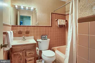 612 Latshmere Dr W, Harrisburg, PA 17109 - Photo 27