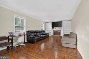 2224 Bradley Dr, Harrisburg, PA 17110 - Photo 15