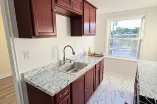 2236 Berryhill St, Harrisburg, PA 17104 - Photo 9