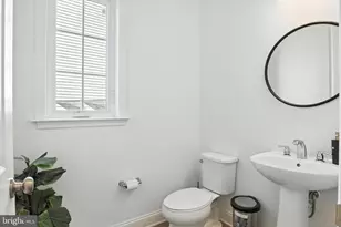 1738 Bradley Dr, Harrisburg, PA 17110 - Photo 21