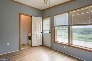 18 Midland Dr, Millersburg, PA 17061 - Photo 7
