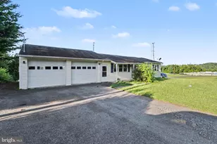 3012 Schoolhouse Rd, Middletown, PA 17057 - Photo 3