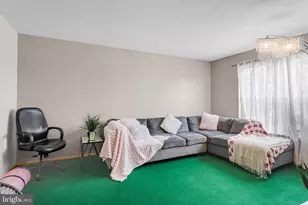 1937 Daybreak Cir, Harrisburg, PA 17110 - Photo 15