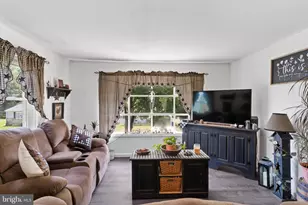 3212 Trinity Rd, Harrisburg, PA 17109 - Photo 11