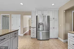 2317 Forest Hills Dr, Harrisburg, PA 17112 - Photo 11