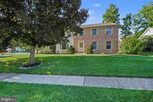 2317 Forest Hills Dr, Harrisburg, PA 17112 - Photo 3