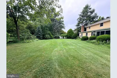 739 Lexington Avenue, Hershey, PA 17033 - Photo 9