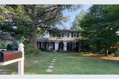 739 Lexington Avenue, Hershey, PA 17033 - Photo 1