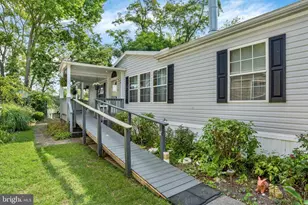2023 Eshelman St, Middletown, PA 17057 - Photo 1