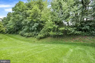 5811D Hidden Lake Dr, Harrisburg, PA 17111 - Photo 5