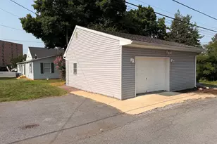113 and 115 Brown St, Middletown, PA 17057 - Photo 11