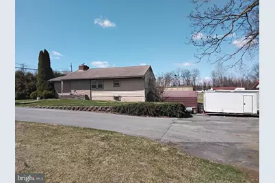 2857 E Harrisburg Pike, Middletown, PA 17057 - Photo 3
