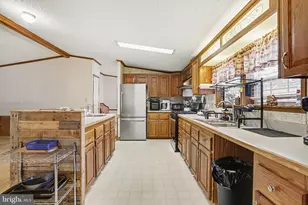 303 Dallas Dr, Grantville, PA 17028 - Photo 13