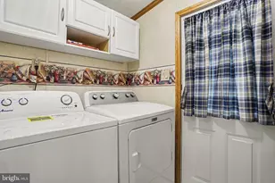 303 Dallas Dr, Grantville, PA 17028 - Photo 17
