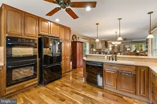 228 N Duke St, Hummelstown, PA 17036 - Photo 13