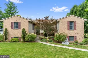 228 N Duke St, Hummelstown, PA 17036 - Photo 1