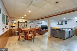 4079 Wimbledon Dr, Harrisburg, PA 17112 - Photo 45