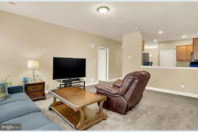 182 Meadowview Drive, Harrisburg, PA 17111 - Photo 3