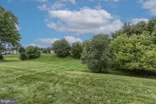 731 Creekside Dr, Hummelstown, PA 17036 - Photo 37