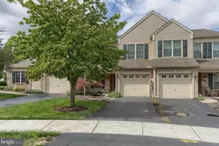 731 Creekside Dr, Hummelstown, PA 17036 - Photo 5