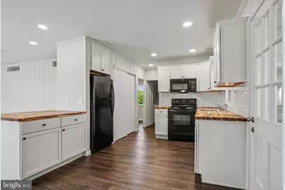 105 Oak Hill Drive, Middletown, PA 17057 - Photo 11