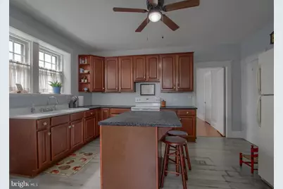 2821 N 2nd Street, Harrisburg, PA 17110 - Photo 17