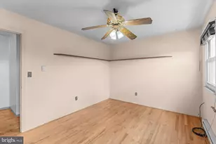 401 Colonial Club Dr, Harrisburg, PA 17112 - Photo 17