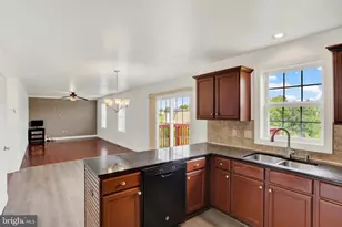 6254 Chatham Glenn Way, Harrisburg, PA 17111 - Photo 7