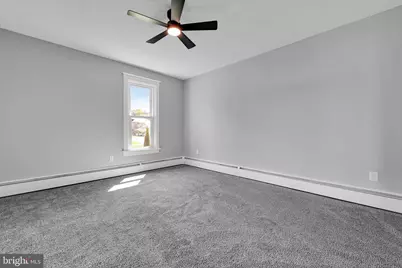 653 E Market Street, Williamstown, PA 17098 - Photo 7