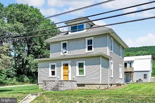 653 E Market St, Williamstown, PA 17098 - Photo 3