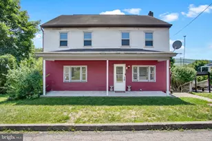 211 Oak St, Lykens, PA 17048 - Photo 3