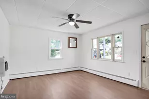 211 Oak St, Lykens, PA 17048 - Photo 7