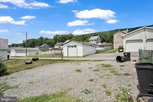 411 Elizabeth St, Williamstown, PA 17098 - Photo 21