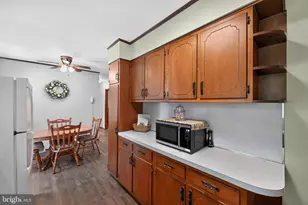 1355 Peiffers Ln, Oberlin, PA 17113 - Photo 7