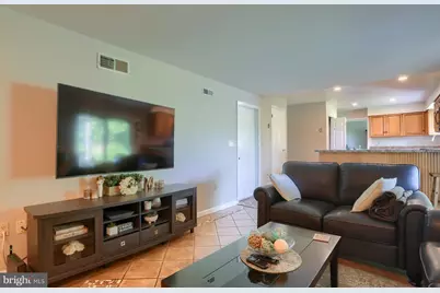 805 Leeds Court, Harrisburg, PA 17112 - Photo 15