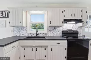 360 N Nyes Rd, Harrisburg, PA 17112 - Photo 15