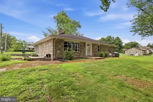 360 N Nyes Rd, Harrisburg, PA 17112 - Photo 3