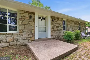 360 N Nyes Rd, Harrisburg, PA 17112 - Photo 5