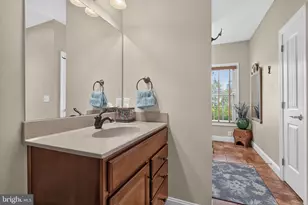 506 W Caracas Ave, Hershey, PA 17033 - Photo 21